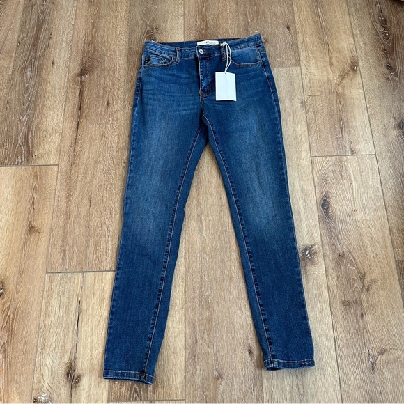 KanCan Women’s Mid-Rise Medium Wash Skinny Denim Jeans Size W9 28 NWT - Picture 2 of 8